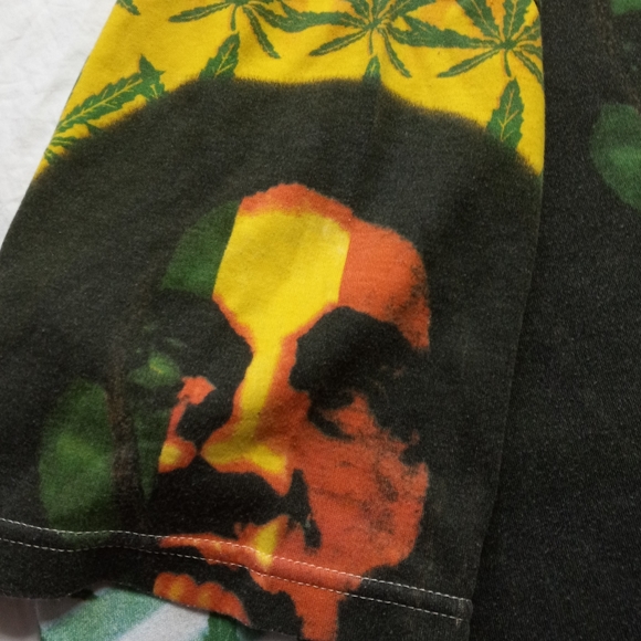 VINTAGE 90s BOB MARLEY AOP WEED TEE - Picture 4 of 5